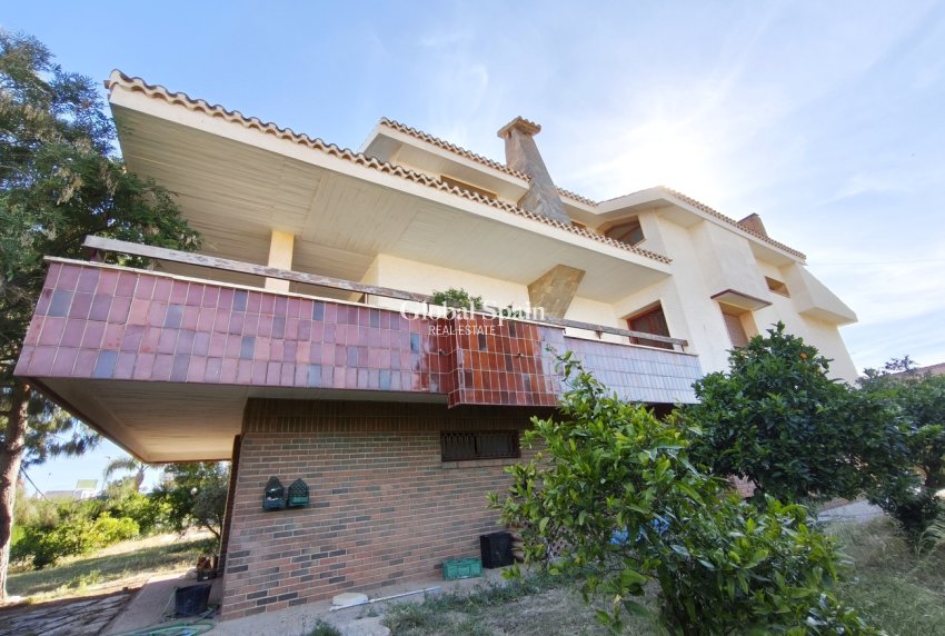 Resale - VILLA -
SANTIAGO DE LA RIBERA - Costa Calida