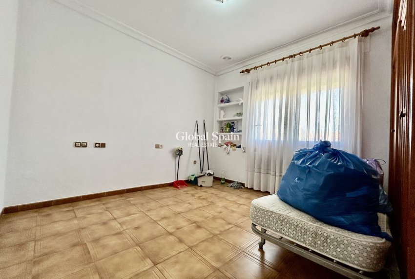 Resale - VILLA -
SANTIAGO DE LA RIBERA - Costa Calida