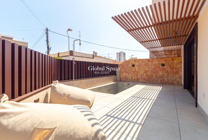 Resale - VILLA -
SANTIAGO DE LA RIBERA - Playa de santiago de la ribera