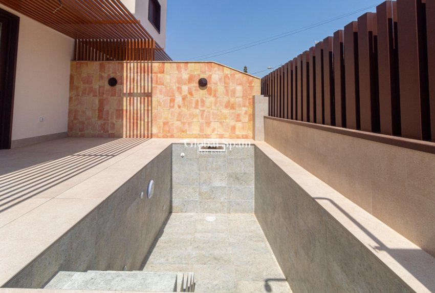 Resale - VILLA -
SANTIAGO DE LA RIBERA - Playa de santiago de la ribera