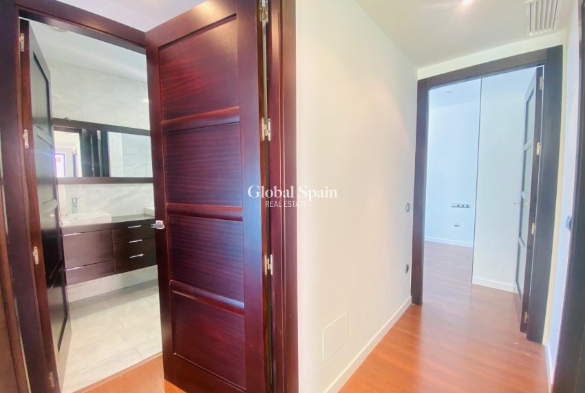 Resale - VILLA -
SANTIAGO DE LA RIBERA - San Blas