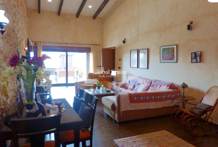 Resale - VILLA -
SANTIAGO DE LA RIBERA - San Blas