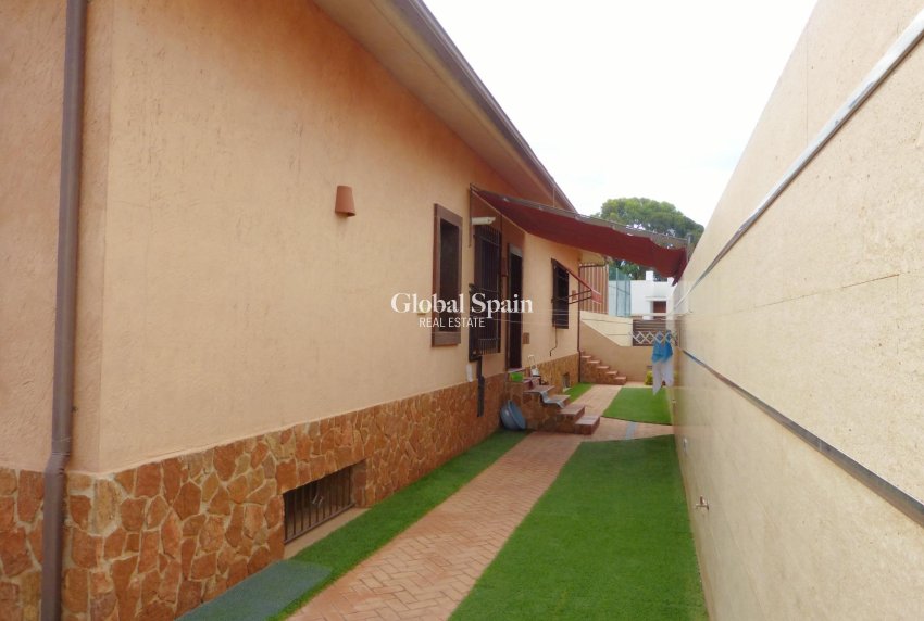 Resale - VILLA -
SANTIAGO DE LA RIBERA - San Blas