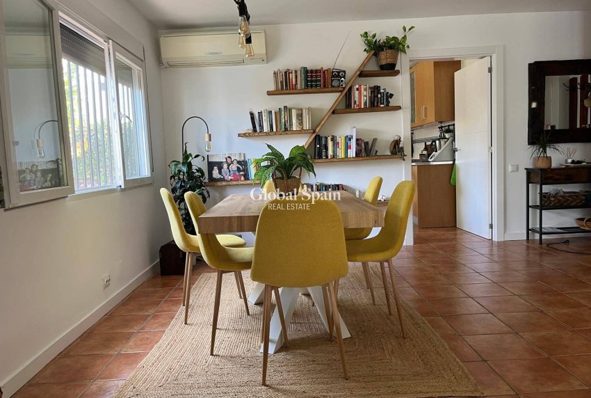 Resale - VILLA -
SANTIAGO DE LA RIBERA - Santiago de la Ribera