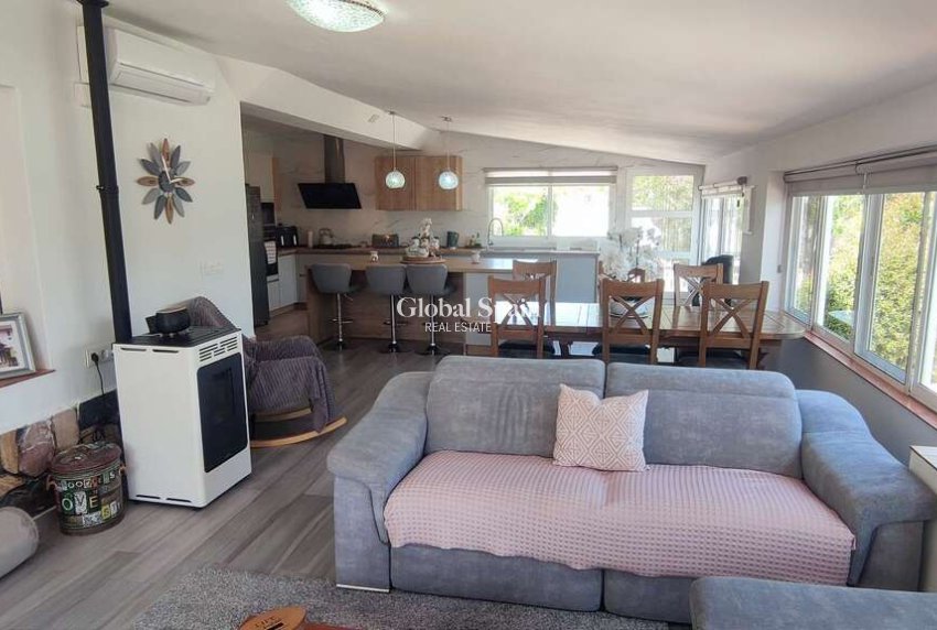 Resale - VILLA -
SAX - Inland