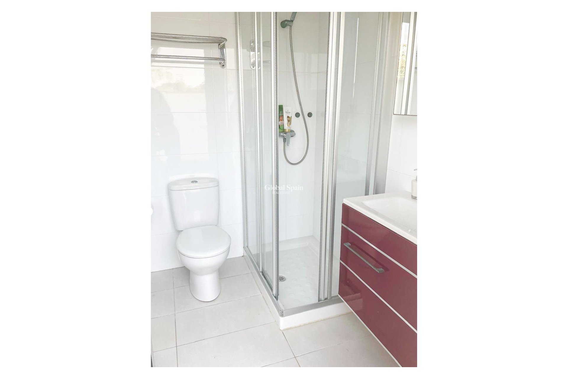 Resale - Villa / Semi detached -
ORIHUELA COSTA - MIL PALMERAS 