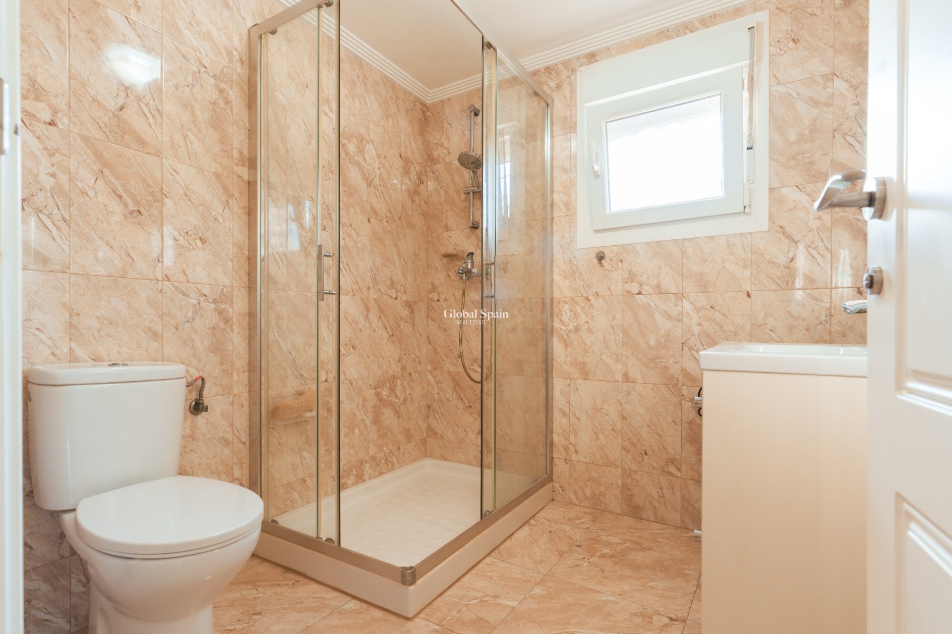 Resale - Villa / Semi detached -
TORREVIEJA - LOS BALCONES - LOS ALTOS