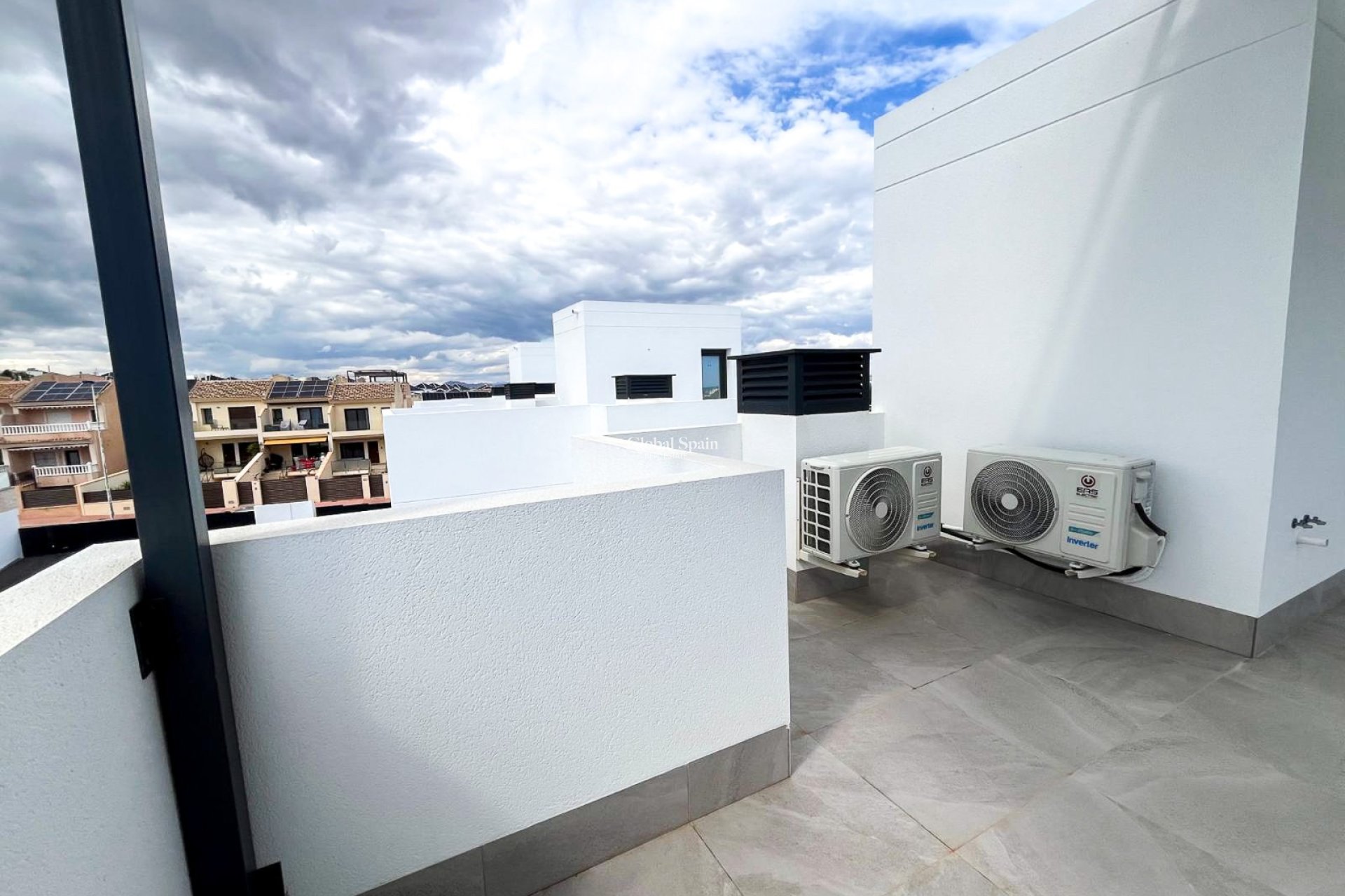 Resale - Villa / Semi detached -
TORREVIEJA - LOS BALCONES - LOS ALTOS