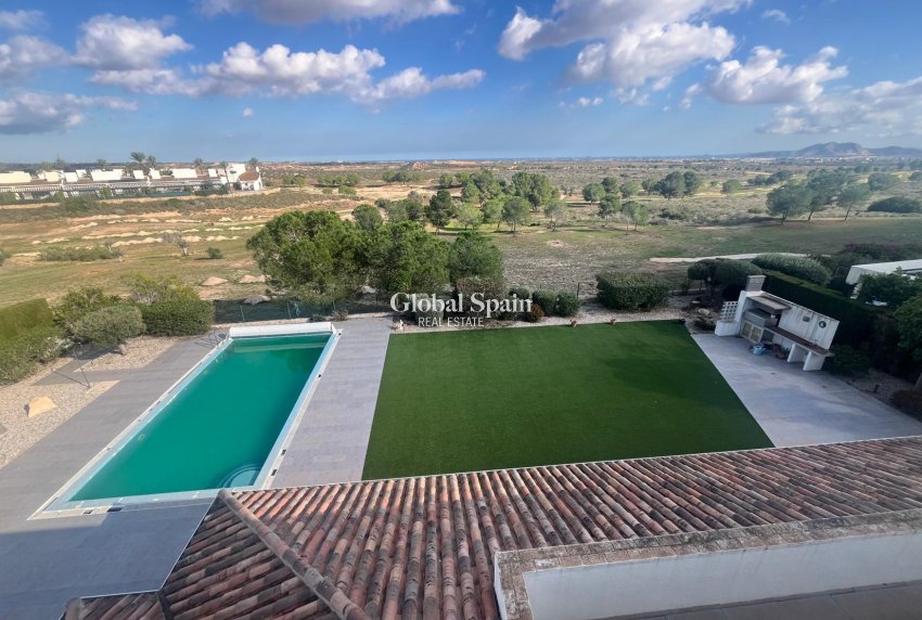 Resale - VILLA -
SUCINA - Inland