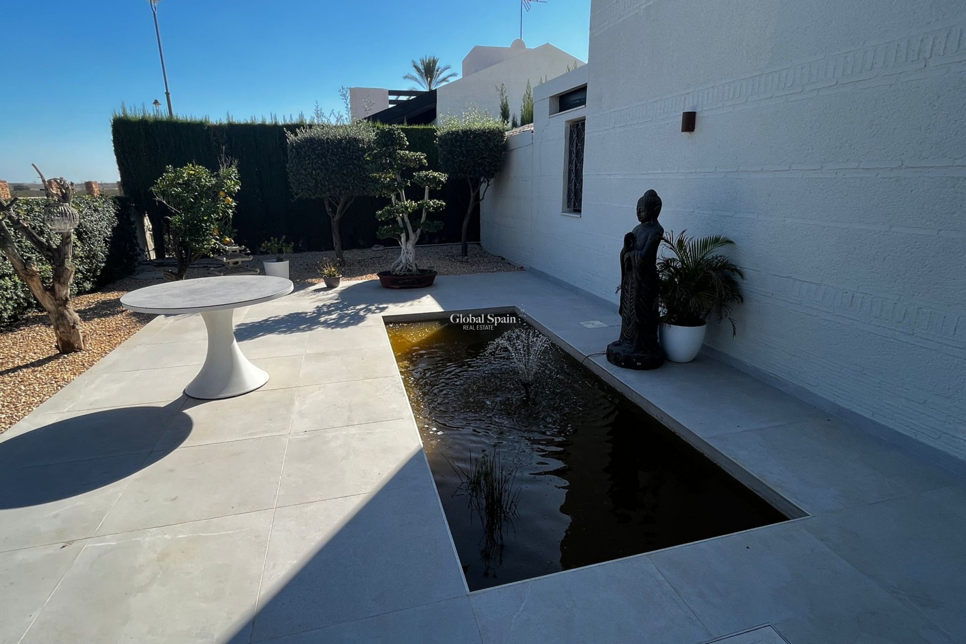 Resale - VILLA -
SUCINA - Inland