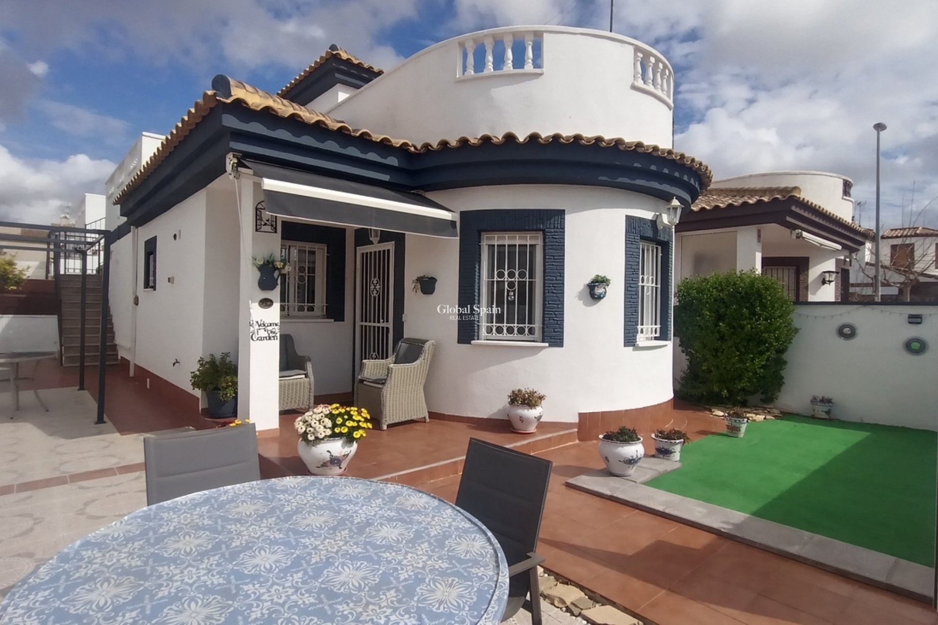 Resale - VILLA -
SUCINA - Inland