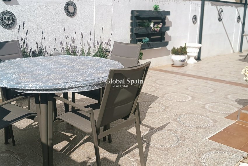 Resale - VILLA -
SUCINA - Inland