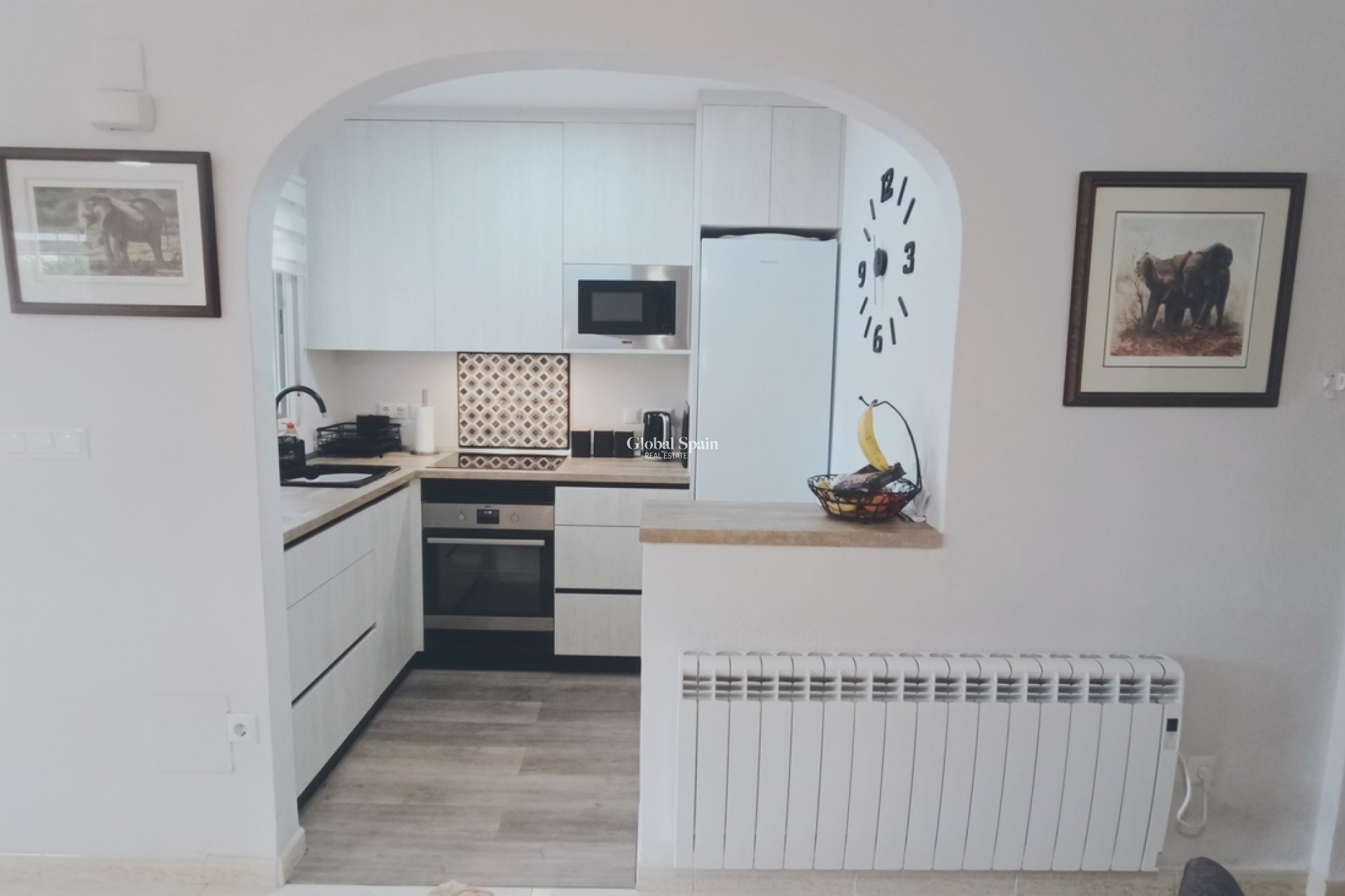 Resale - VILLA -
SUCINA - Inland