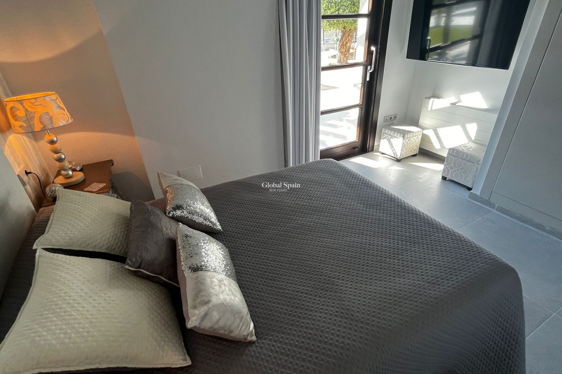 Resale - VILLA -
SUCINA - Inland