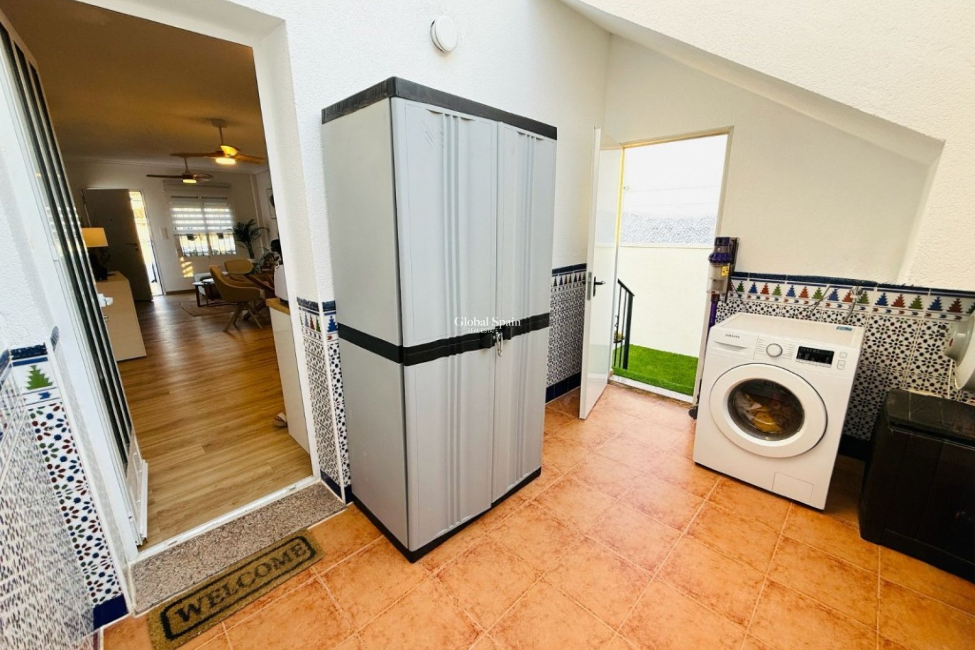 Resale - VILLA -
SUCINA - Inland