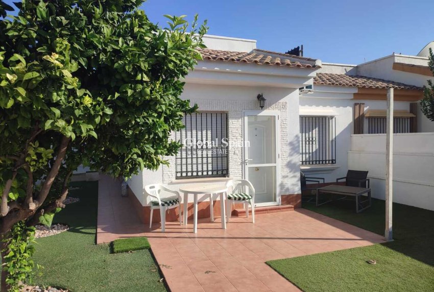 Resale - VILLA -
SUCINA - Inland