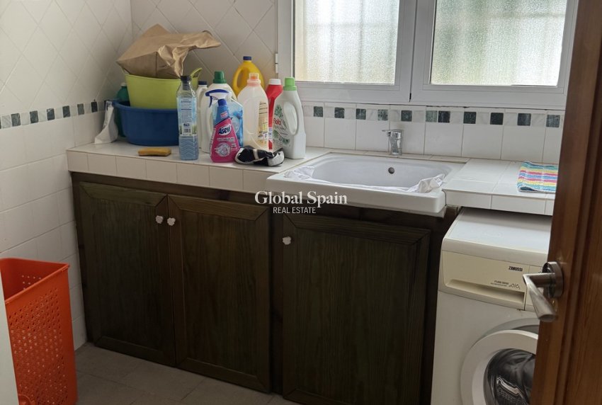 Resale - VILLA -
TÀRBENA - Costa Blanca