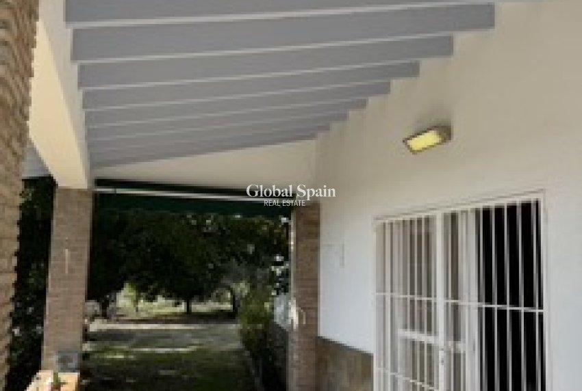 Resale - VILLA -
TÀRBENA - Costa Blanca