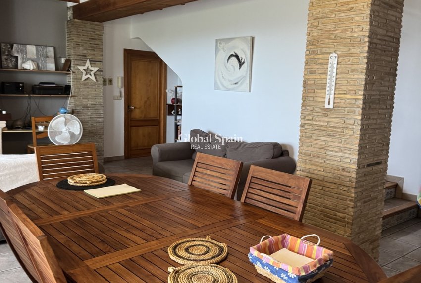 Resale - VILLA -
TÀRBENA - Costa Blanca