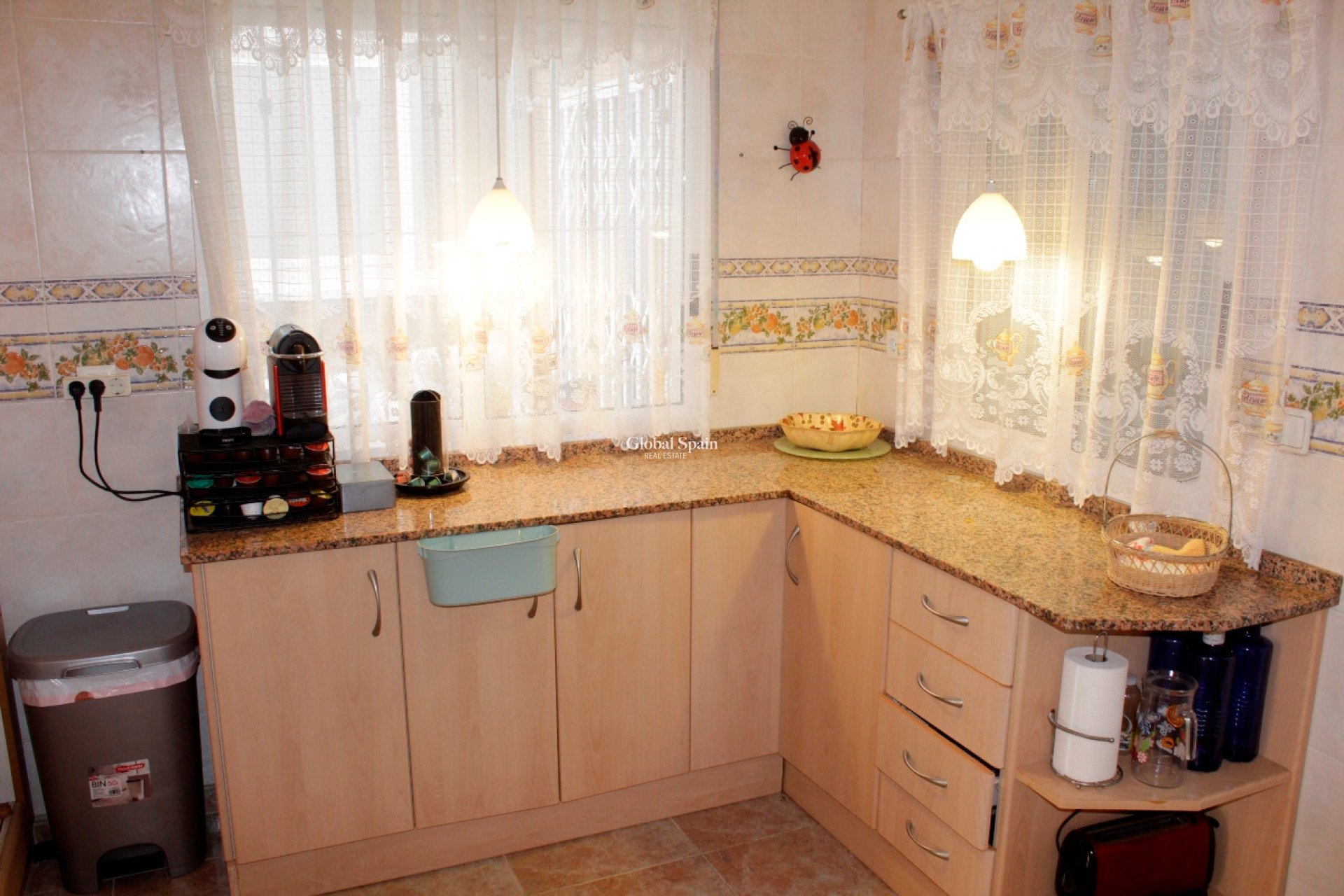 Resale - VILLA -
TORRE DE LA HORADADA - Costa Blanca