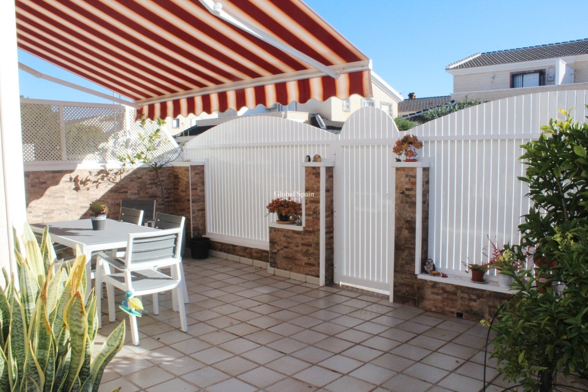 Resale - VILLA -
TORRE DE LA HORADADA - Costa Blanca
