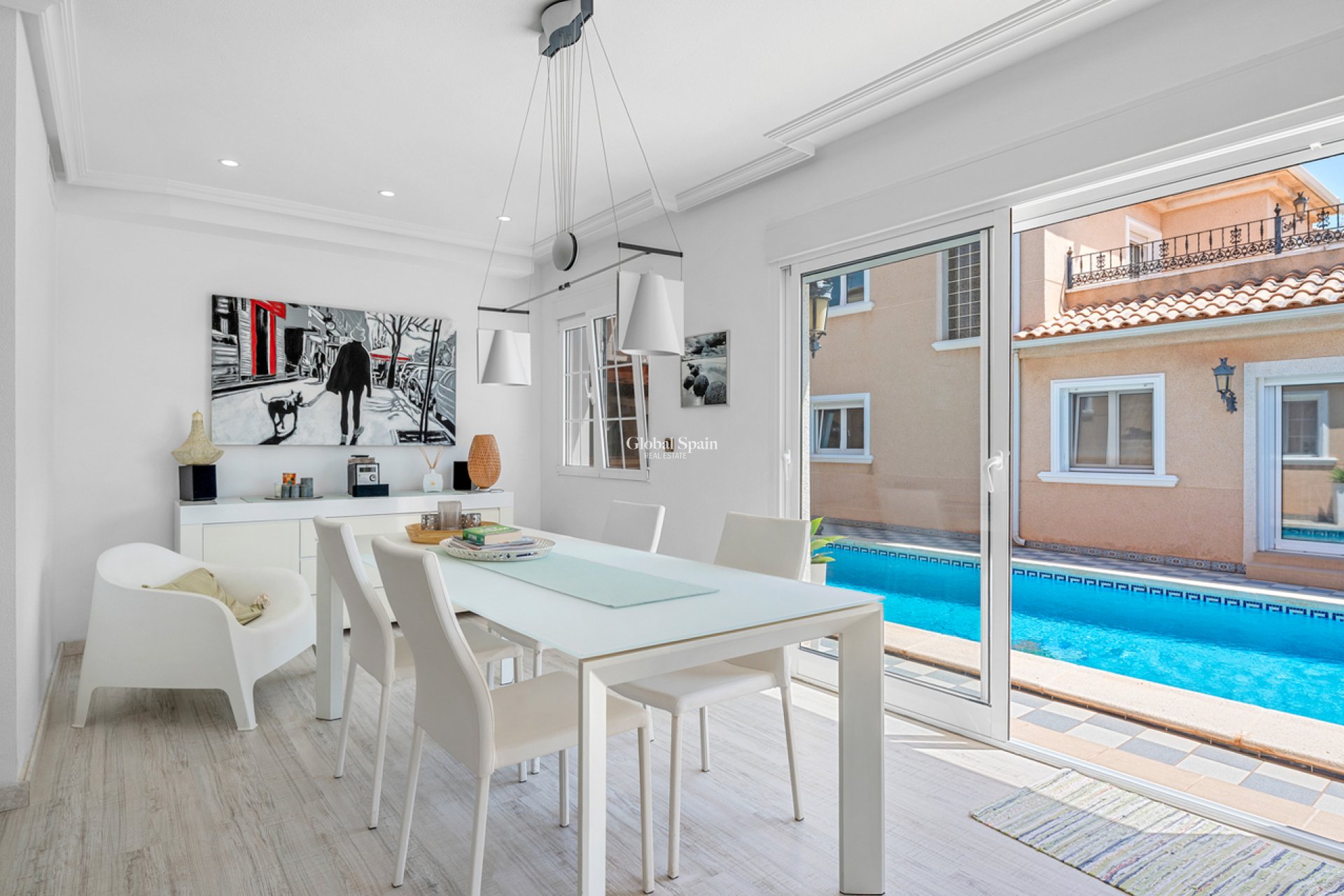 Resale - VILLA -
TORRE DE LA HORADADA - Costa Blanca