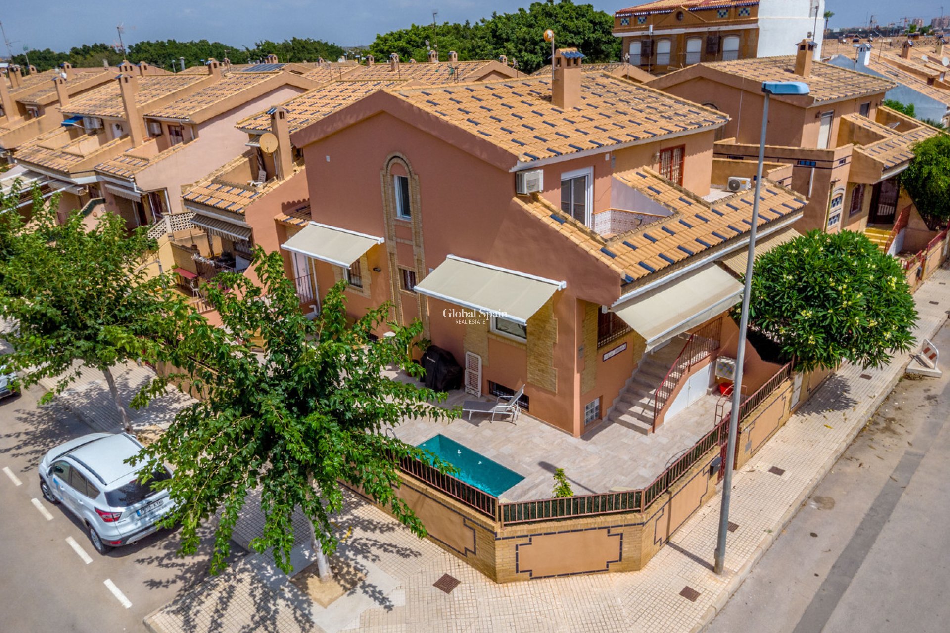 Resale - VILLA -
TORRE DE LA HORADADA - Costa Blanca