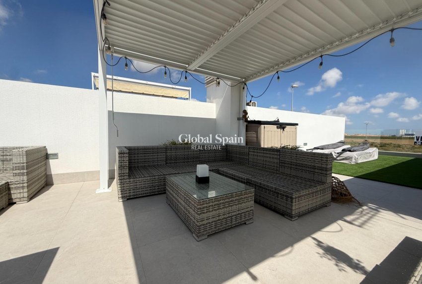 Resale - VILLA -
TORRE PACHECO - Balsicas