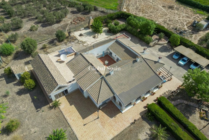 Resale - VILLA -
TORRE PACHECO - Inland