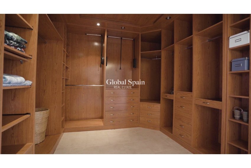 Resale - VILLA -
TORRE PACHECO - Inland