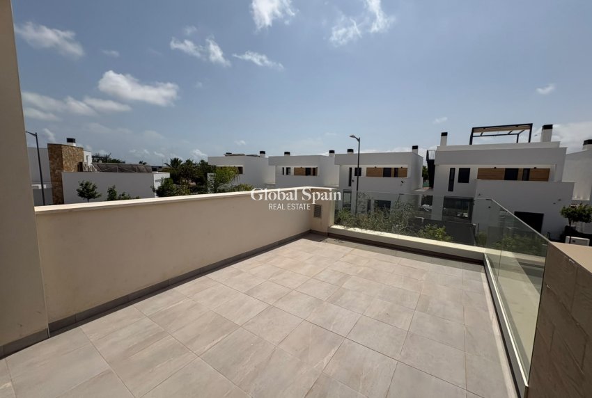 Resale - VILLA -
TORRE PACHECO - Inland