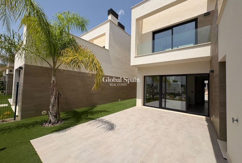 Resale - VILLA -
TORRE PACHECO - Inland