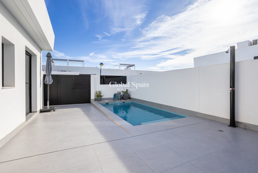 Resale - VILLA -
TORRE PACHECO - Inland