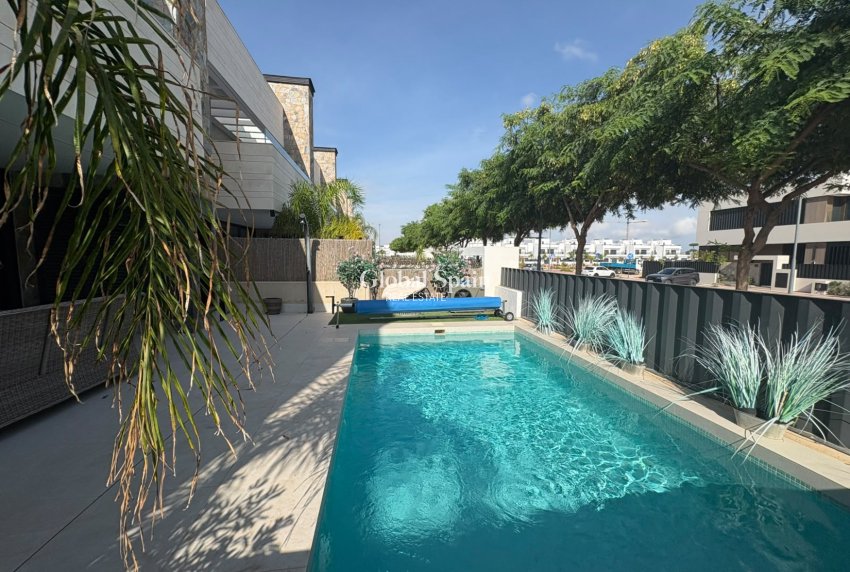 Resale - VILLA -
TORRE PACHECO - Inland
