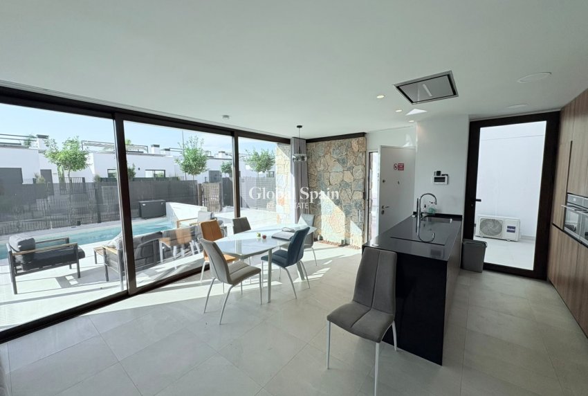 Resale - VILLA -
TORRE PACHECO - Inland