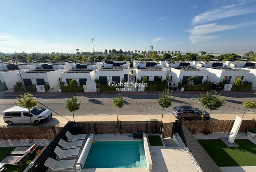 Resale - VILLA -
TORRE PACHECO - Inland
