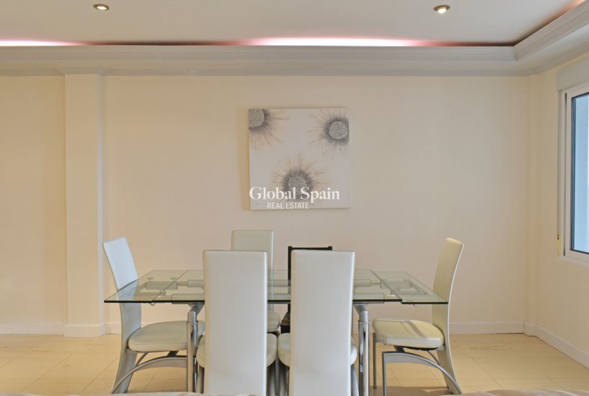 Resale - VILLA -
TORREMENDO - Costa Blanca