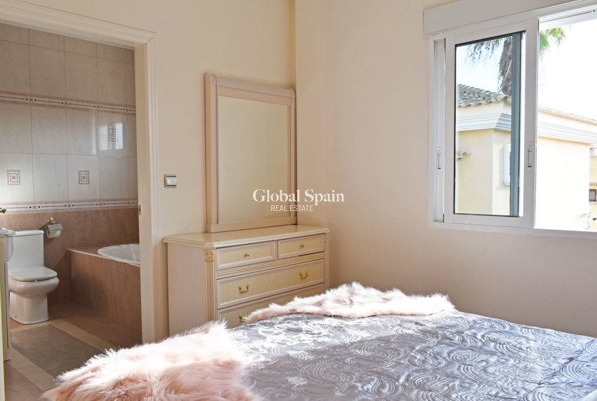 Resale - VILLA -
TORREMENDO - Costa Blanca