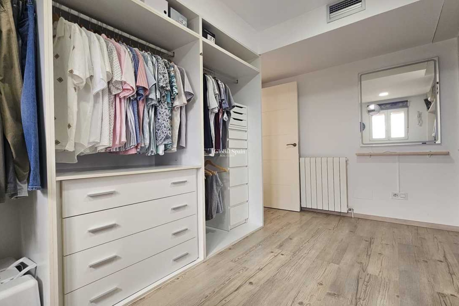 Resale - VILLA -
TORREMENDO - Costa Blanca