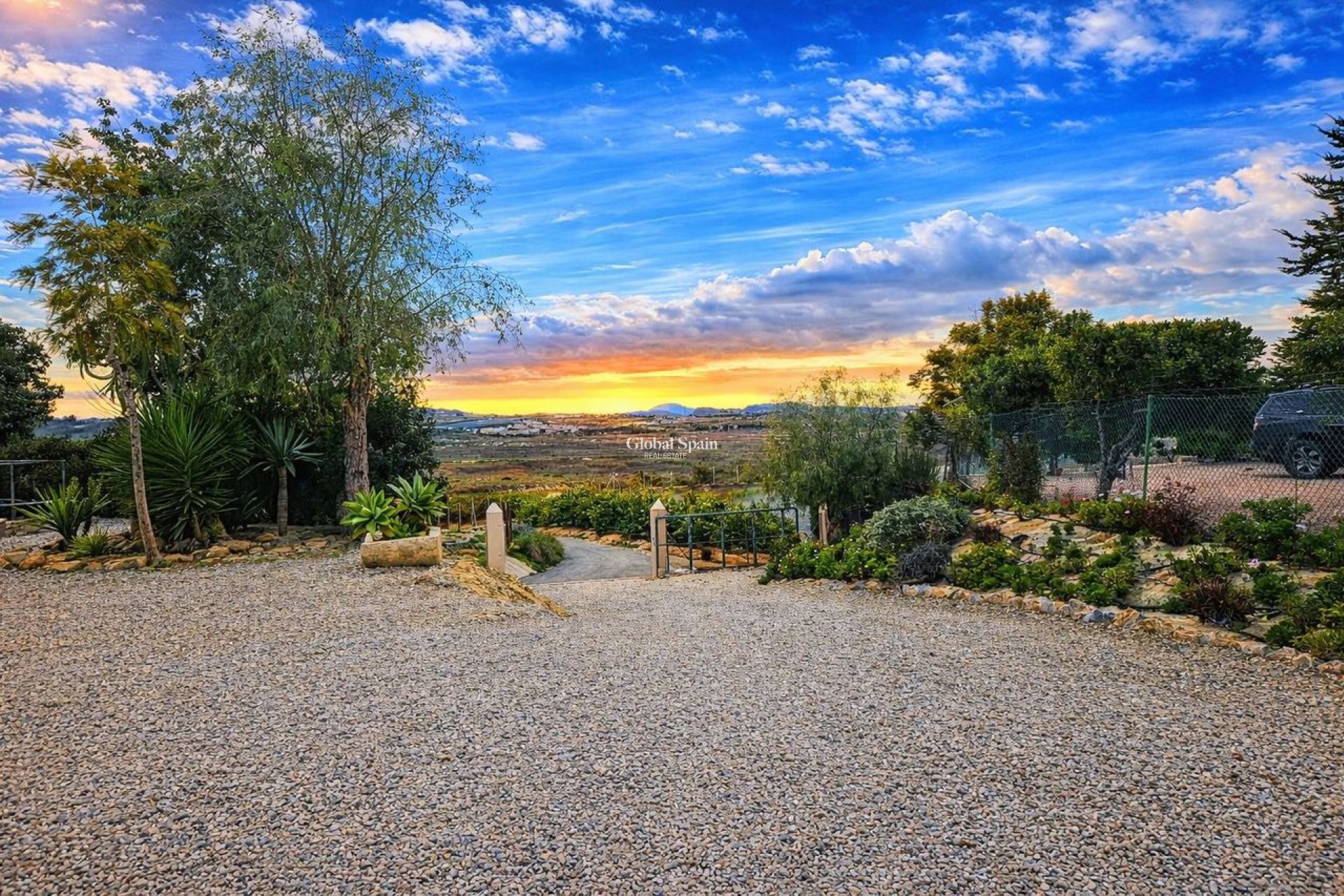 Resale - VILLA -
TORREMENDO - Costa Blanca