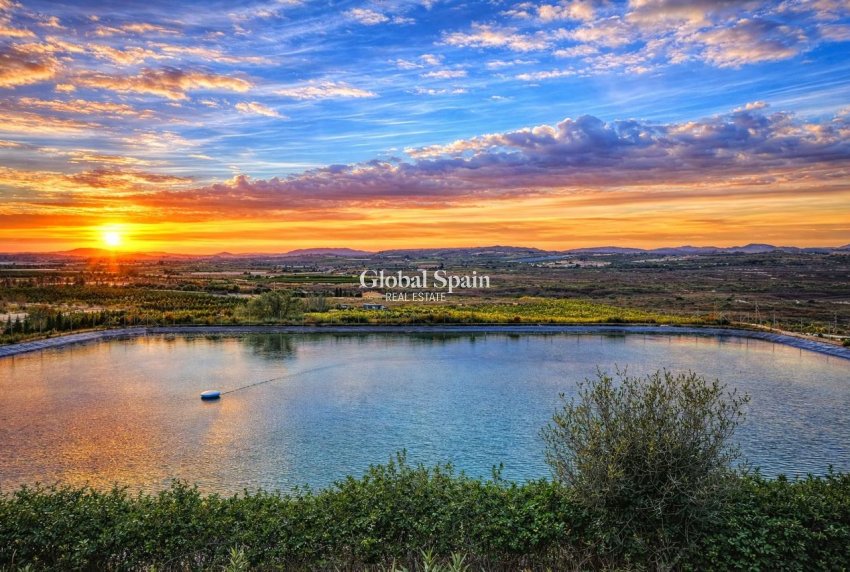 Resale - VILLA -
TORREMENDO - Costa Blanca