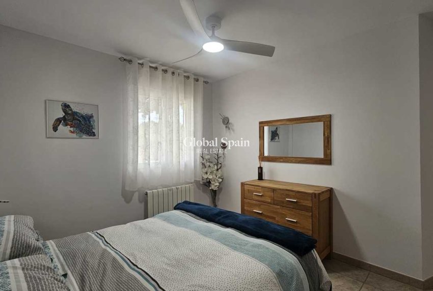 Resale - VILLA -
TORREMENDO - Costa Blanca