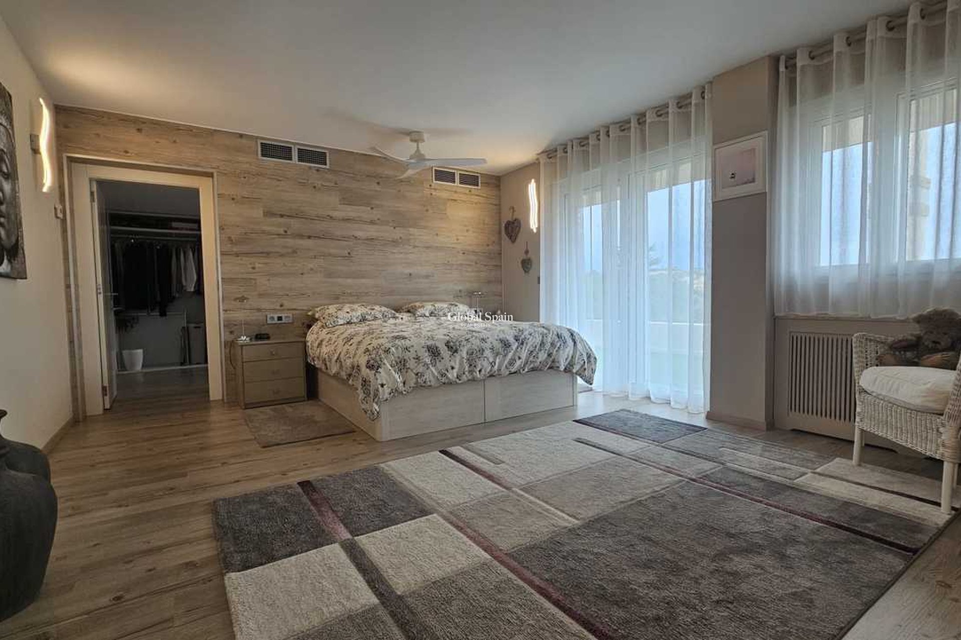 Resale - VILLA -
TORREMENDO - Costa Blanca