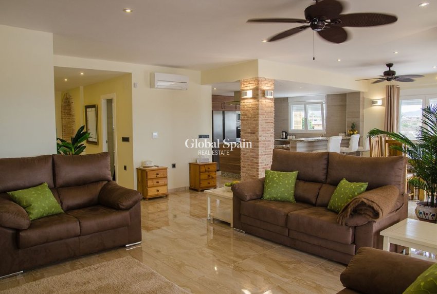 Resale - VILLA -
TORREMENDO - Torremendo