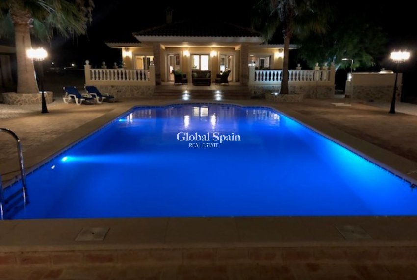 Resale - VILLA -
TORREMENDO - Torremendo