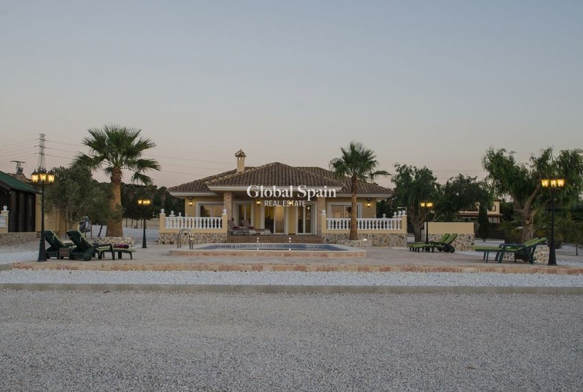 Resale - VILLA -
TORREMENDO - Torremendo