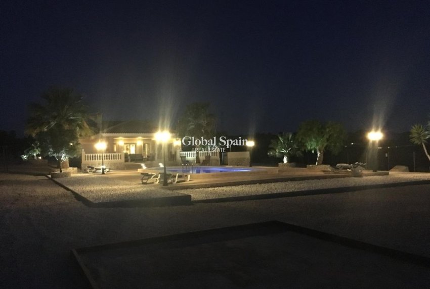 Resale - VILLA -
TORREMENDO - Torremendo