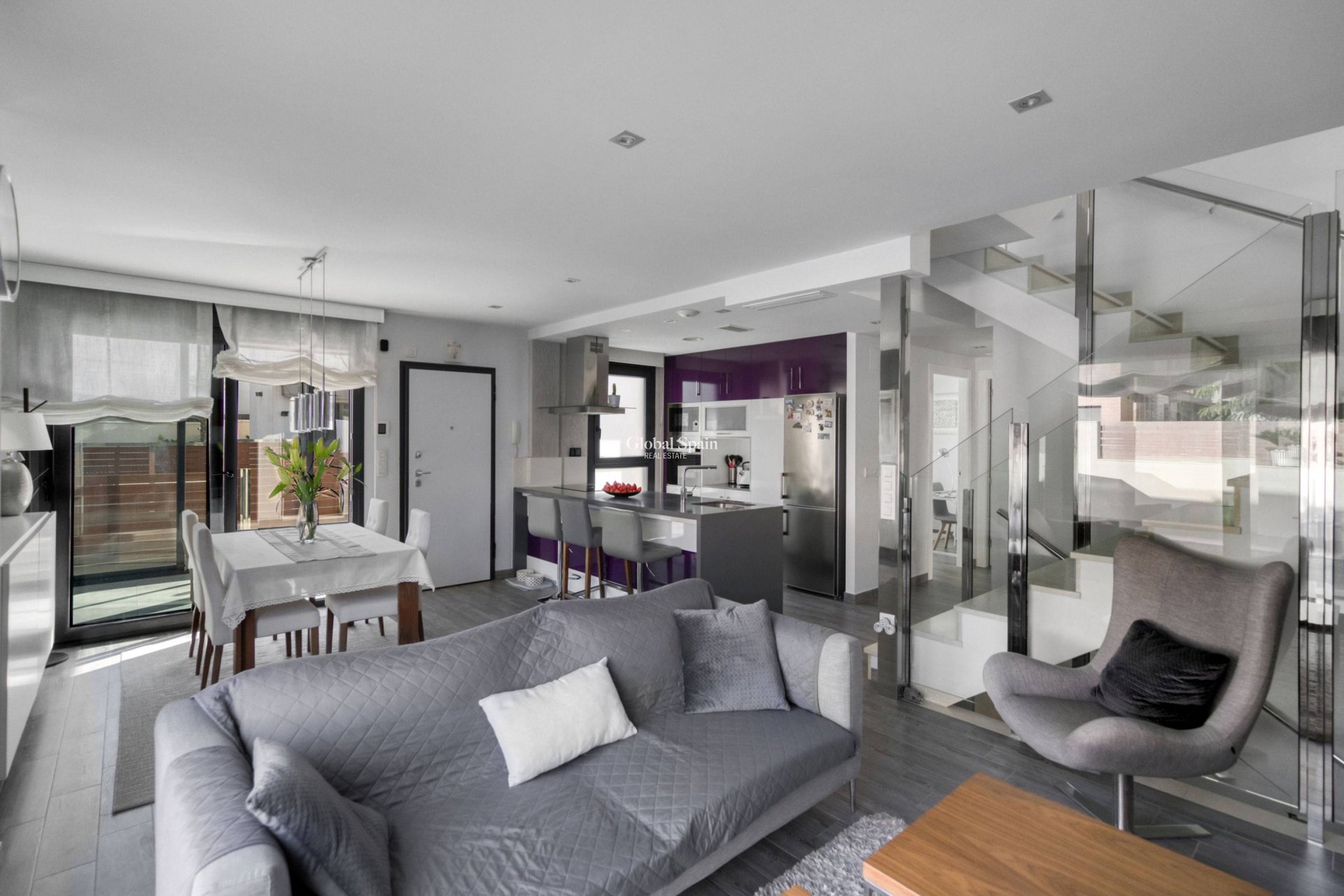 Resale - VILLA -
TORREVIEJA - Aguas nuevas 2