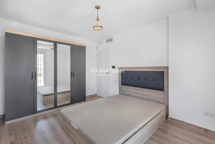 Resale - Villa -
TORREVIEJA - Aguas Nuevas