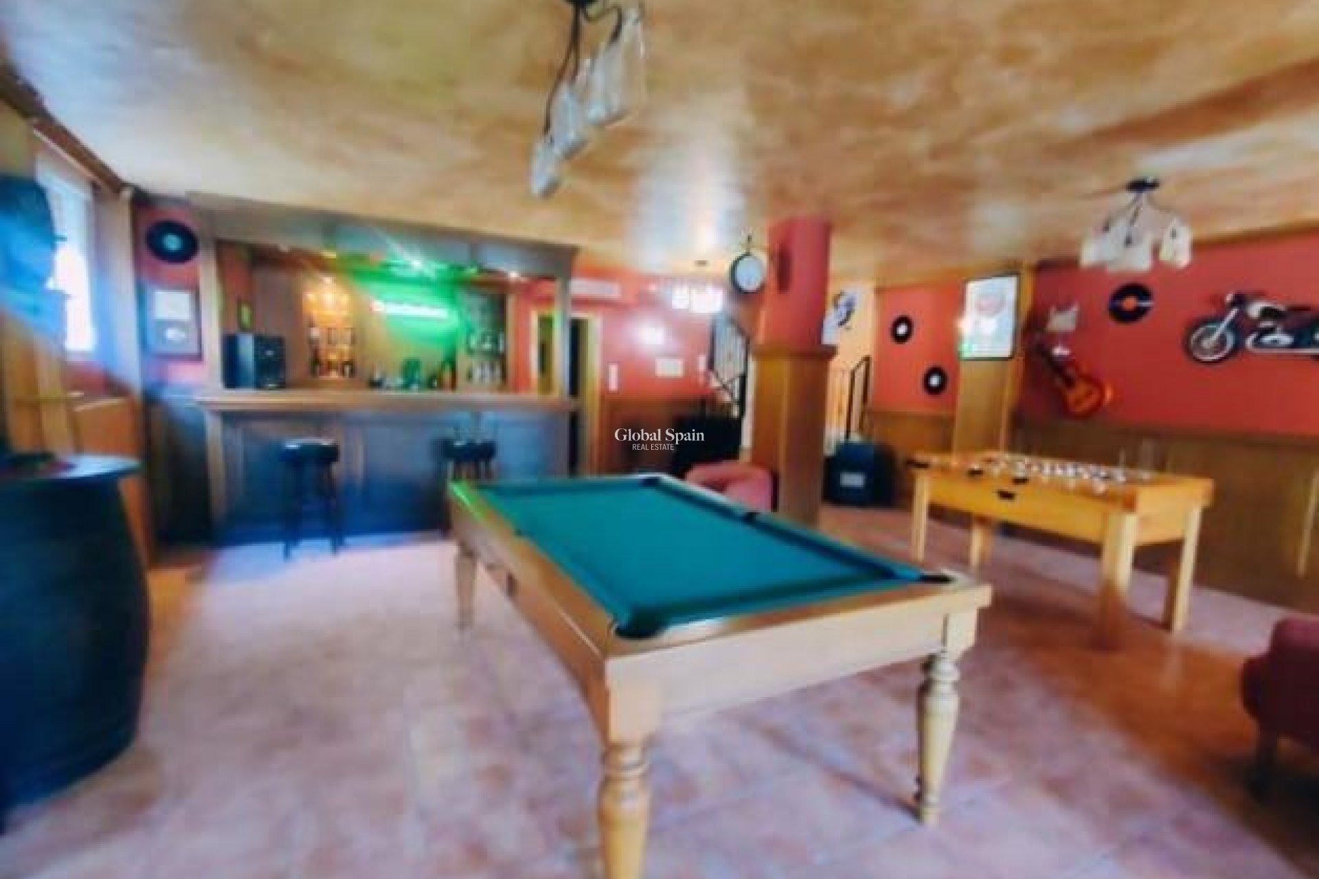 Resale - VILLA -
TORREVIEJA - Aguas Nuevas